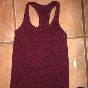 Lululemon tank top